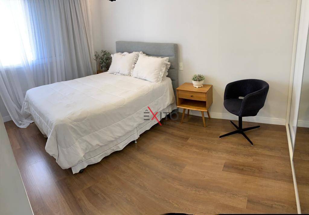 Apartamento à venda com 3 quartos, 97m² - Foto 7