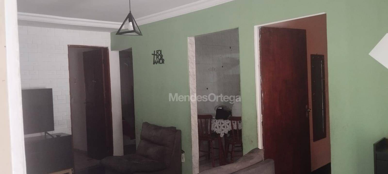 Casa à venda com 4 quartos, 122m² - Foto 2