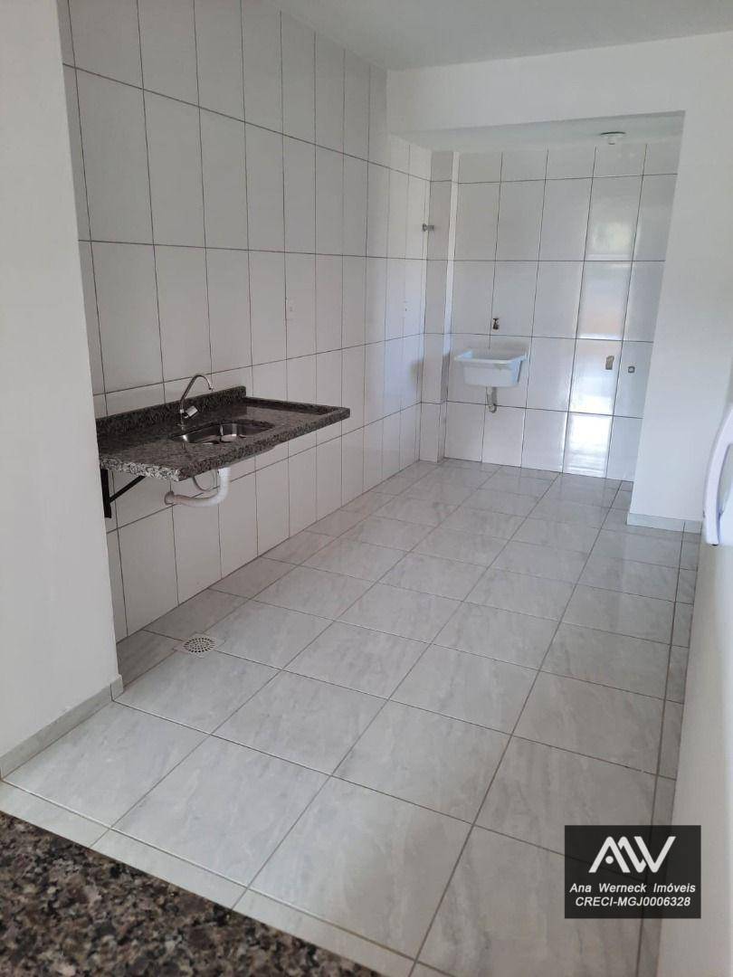 Apartamento à venda com 2 quartos, 70m² - Foto 4