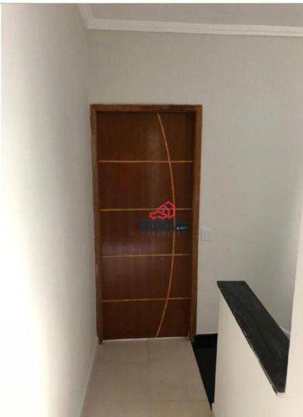 Sobrado à venda com 3 quartos, 140m² - Foto 4