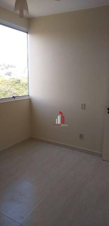 Apartamento à venda com 2 quartos, 57m² - Foto 11