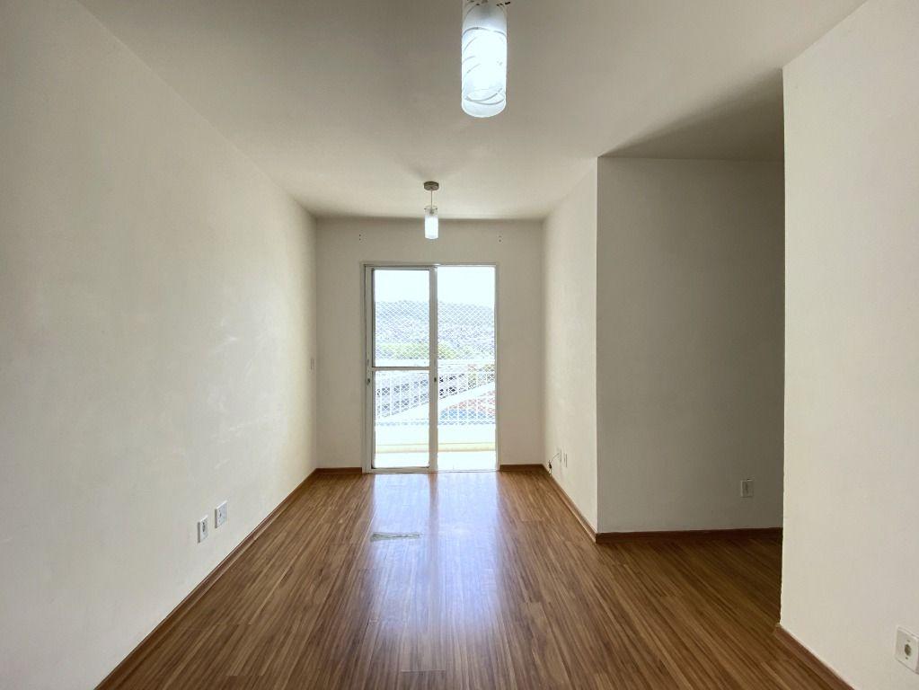 Apartamento à venda com 2 quartos, 48m² - Foto 2