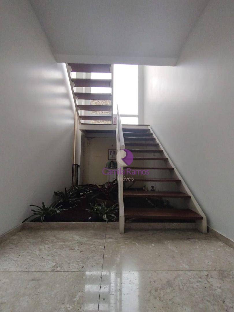 Sobrado à venda com 4 quartos, 431m² - Foto 12