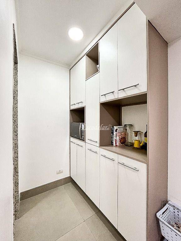 Apartamento à venda com 3 quartos, 200m² - Foto 35