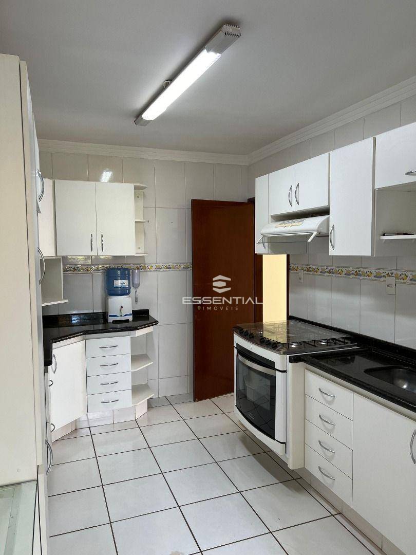 Apartamento à venda com 2 quartos, 77m² - Foto 5