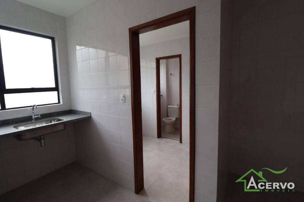 Apartamento à venda com 3 quartos, 154m² - Foto 11