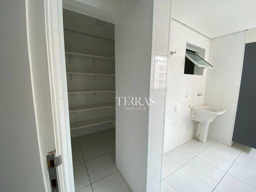 Apartamento à venda com 3 quartos, 134m² - Foto 7