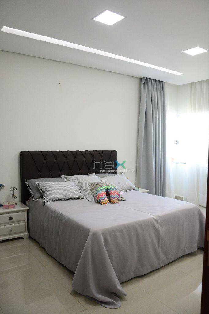 Sobrado à venda com 3 quartos, 360m² - Foto 12