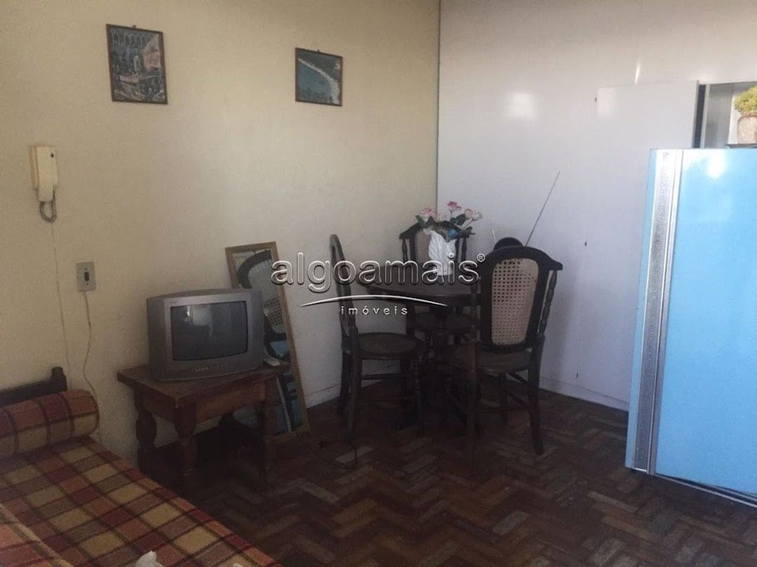 Apartamento à venda com 1 quarto, 45m² - Foto 4