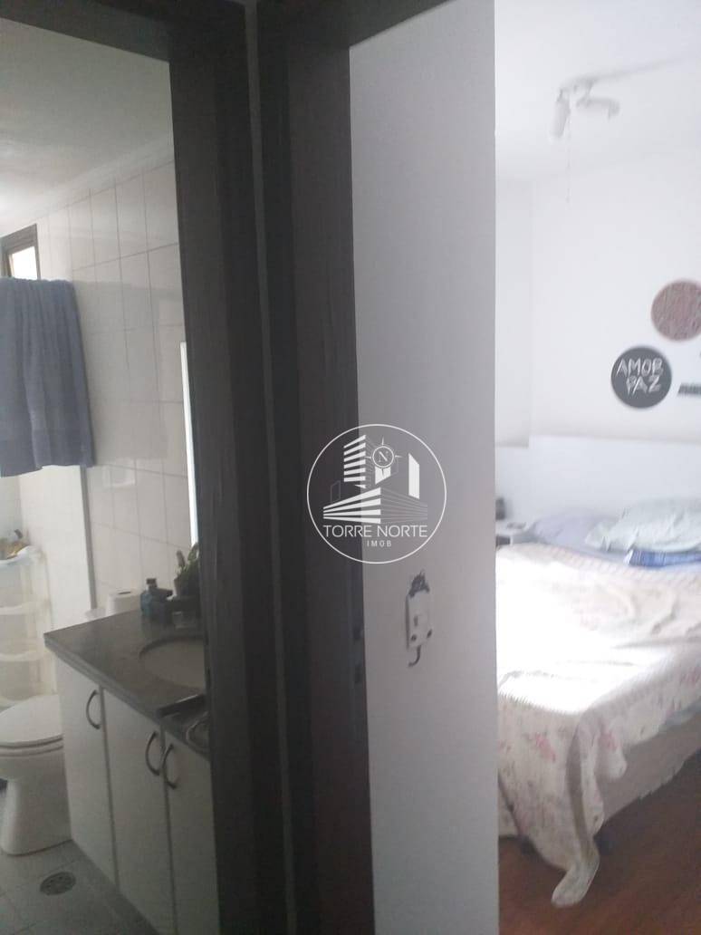 Apartamento à venda com 3 quartos, 82m² - Foto 3