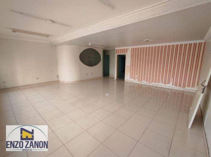 Sobrado para alugar com 9 quartos, 481m² - Foto 1