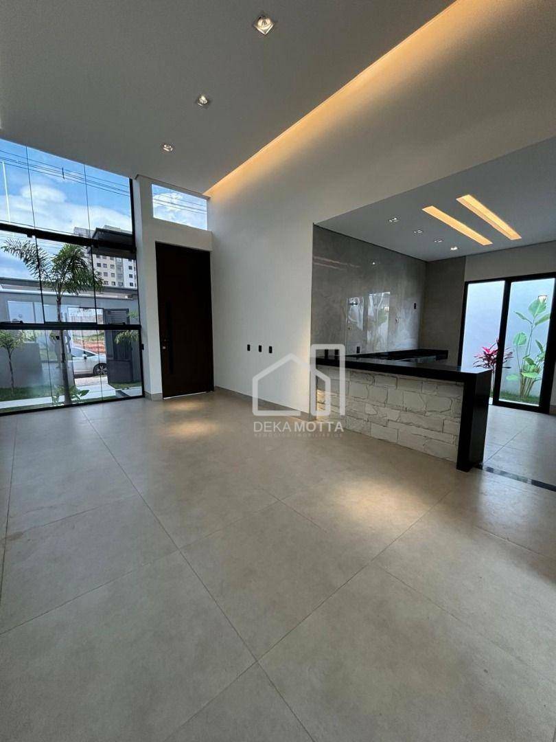 Casa à venda com 3 quartos, 164m² - Foto 8