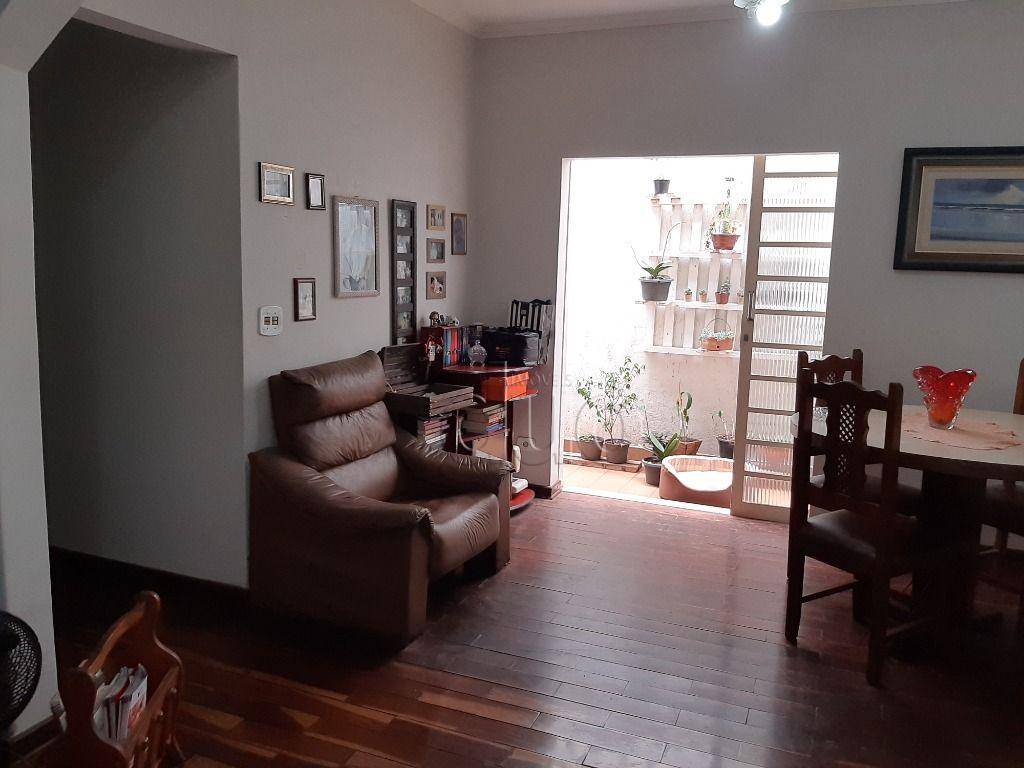 Casa à venda com 3 quartos, 152m² - Foto 10