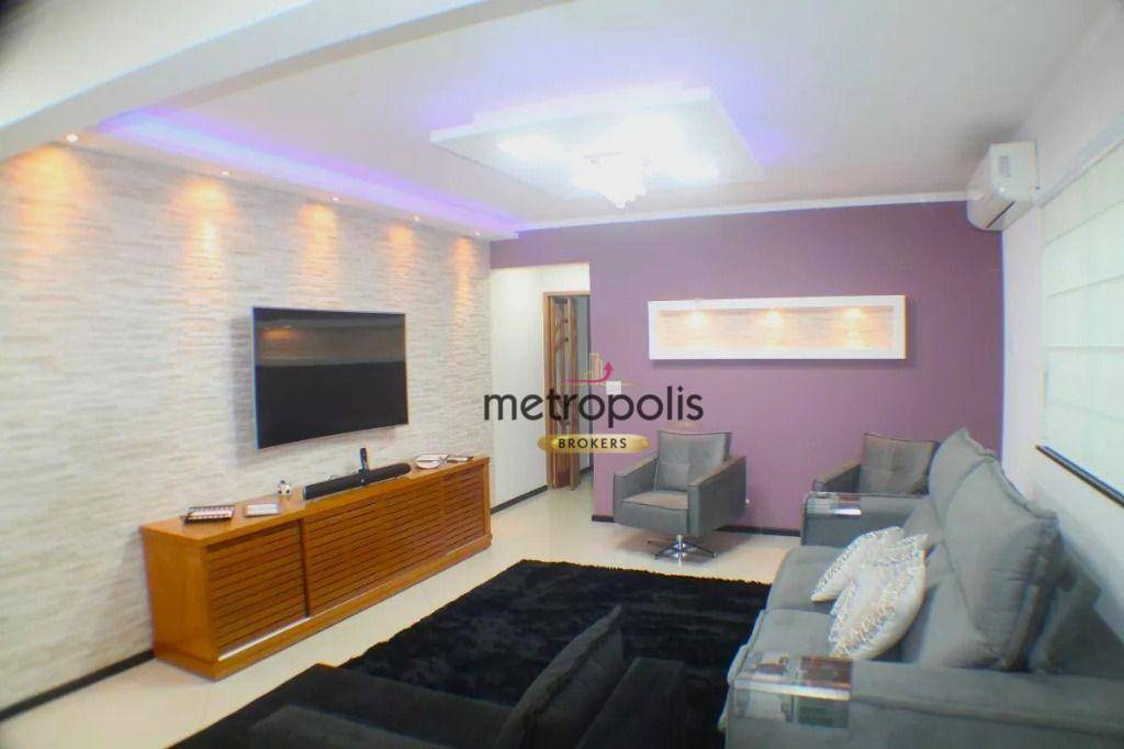 Sobrado à venda com 3 quartos, 300m² - Foto 1