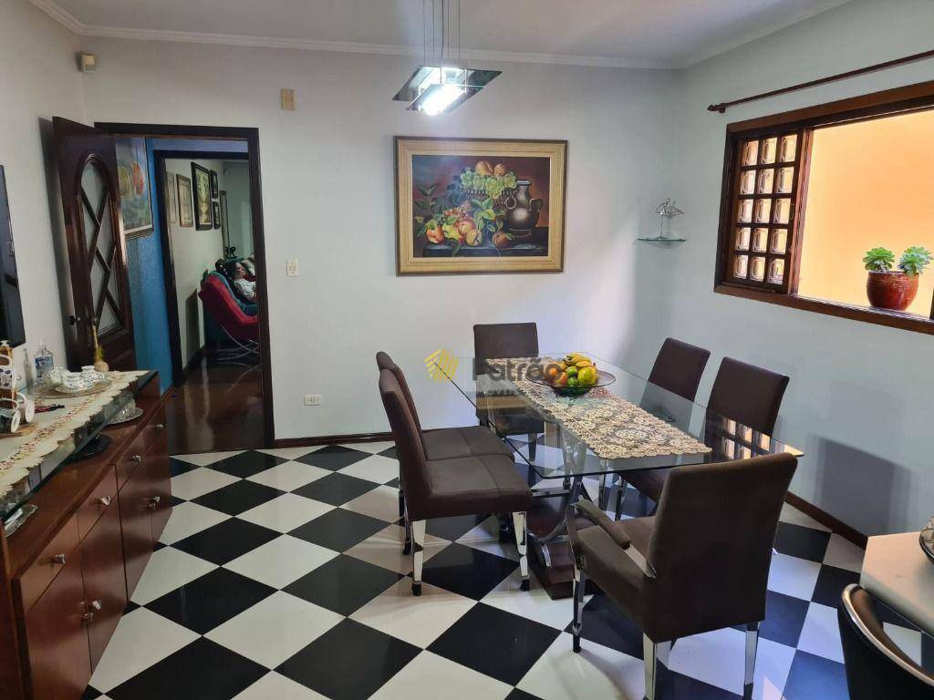 Sobrado à venda com 3 quartos, 272m² - Foto 36