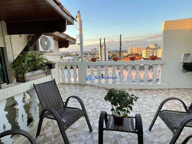 Casa, 4 quartos, 198 m² - Foto 2