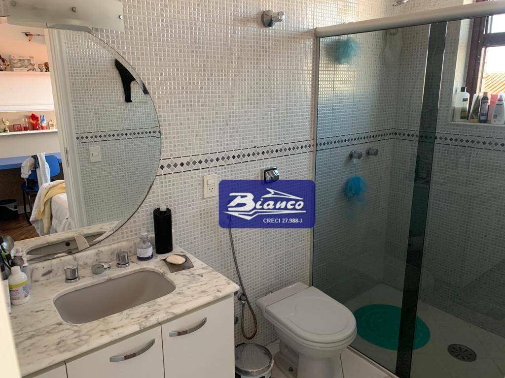 Apartamento à venda com 3 quartos, 200m² - Foto 17