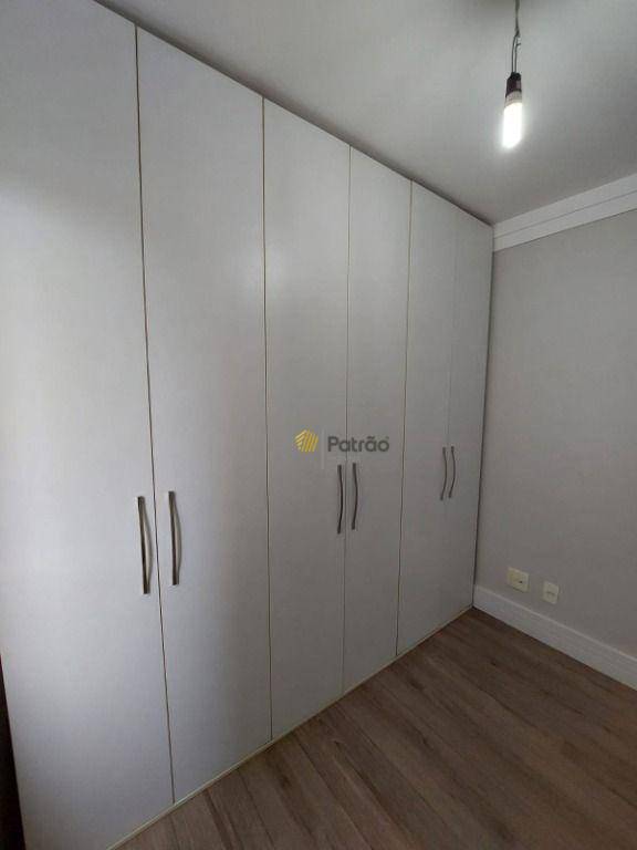 Apartamento à venda com 2 quartos, 70m² - Foto 29