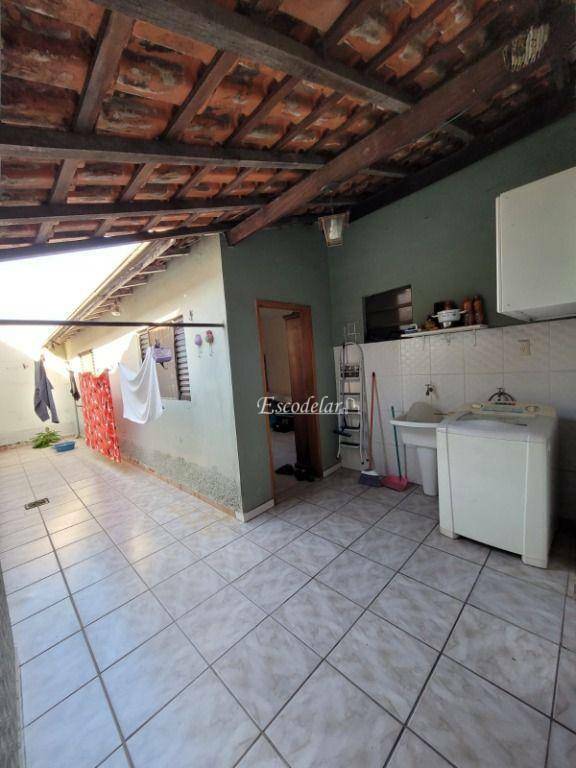 Casa à venda com 3 quartos, 180m² - Foto 22