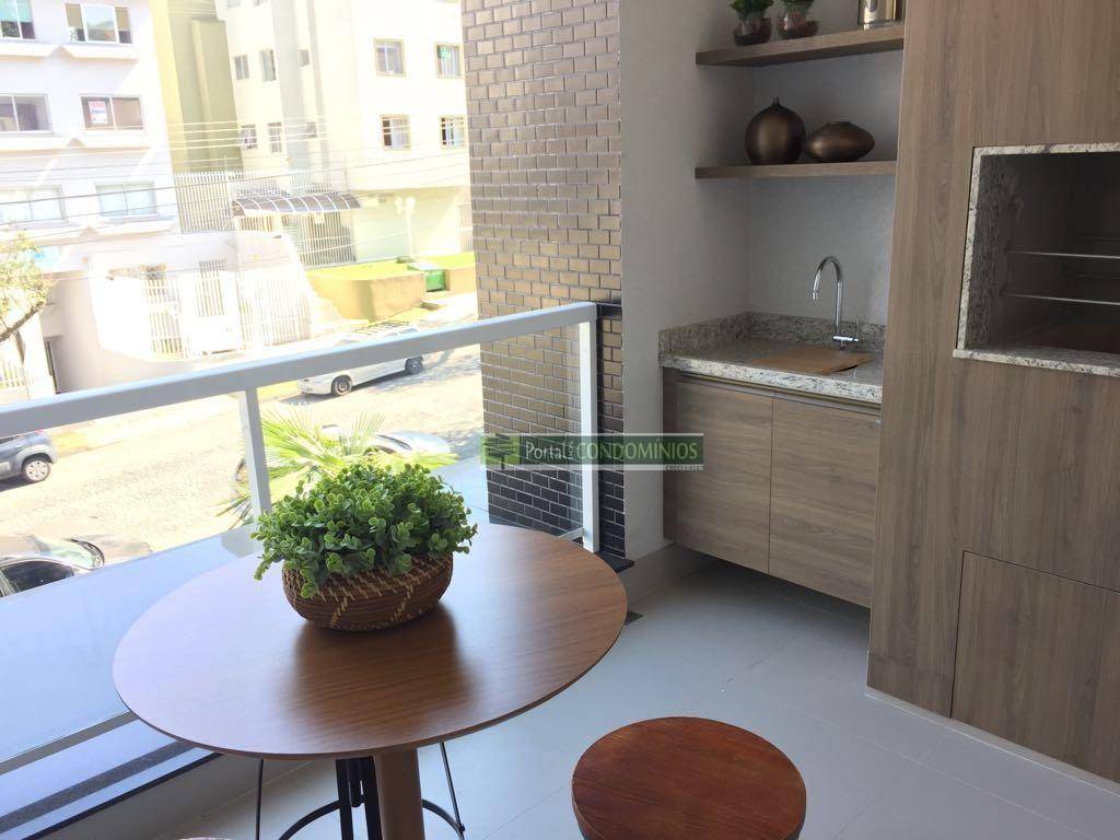 Apartamento à venda com 4 quartos, 250m² - Foto 14