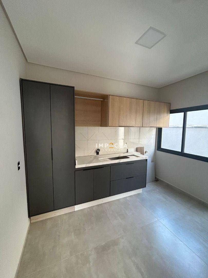 Casa à venda com 4 quartos, 256m² - Foto 7