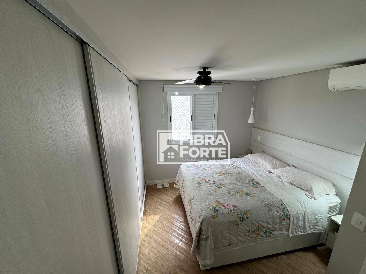 Apartamento à venda com 3 quartos, 87m² - Foto 12