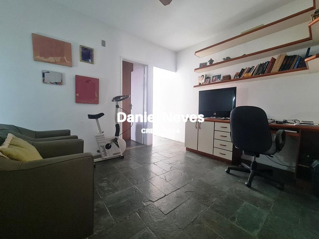 Casa à venda com 4 quartos, 380m² - Foto 20