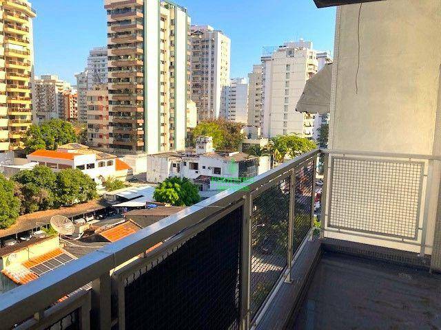 Apartamento à venda com 3 quartos, 120m² - Foto 22