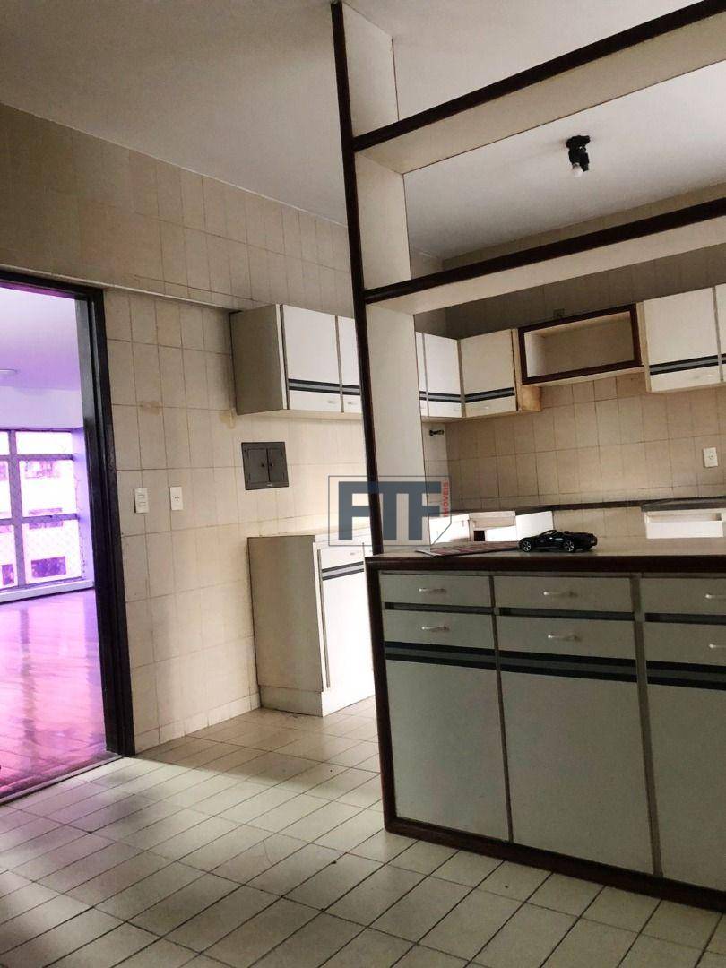 Apartamento para alugar com 3 quartos, 100m² - Foto 19