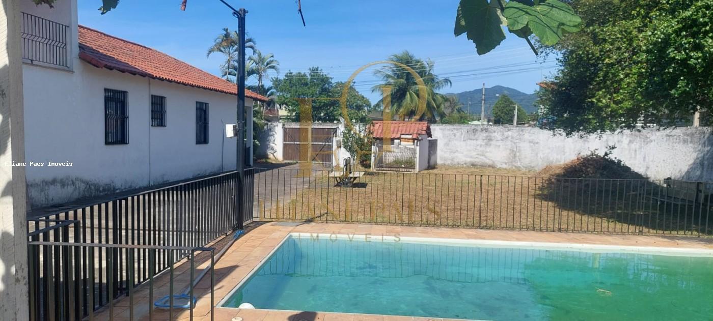 Casa à venda com 3 quartos, 750m² - Foto 44