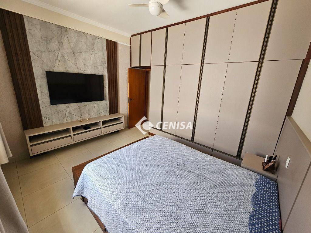 Casa à venda com 3 quartos, 236m² - Foto 23