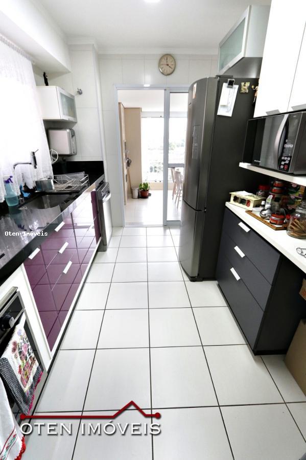 Apartamento à venda com 3 quartos, 133m² - Foto 3