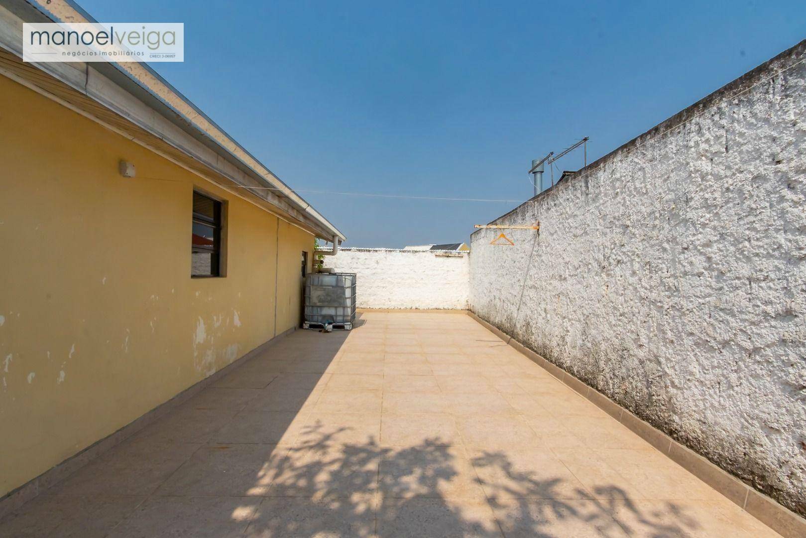 Casa à venda e aluguel com 3 quartos, 110m² - Foto 37