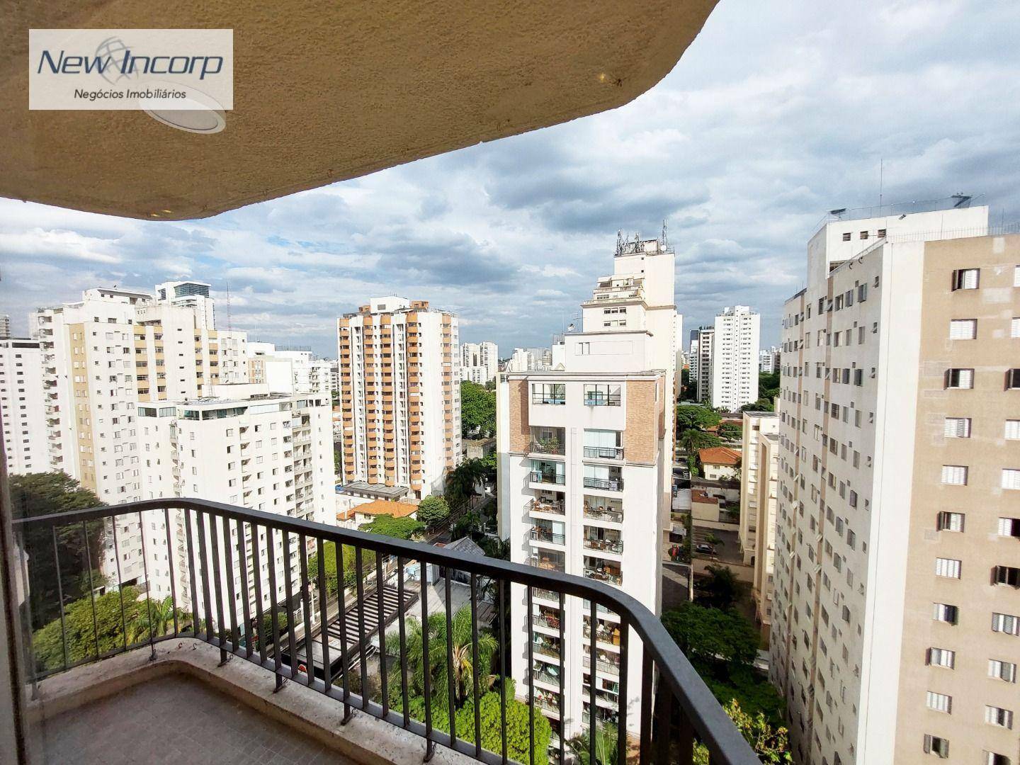 Apartamento à venda com 4 quartos, 166m² - Foto 8