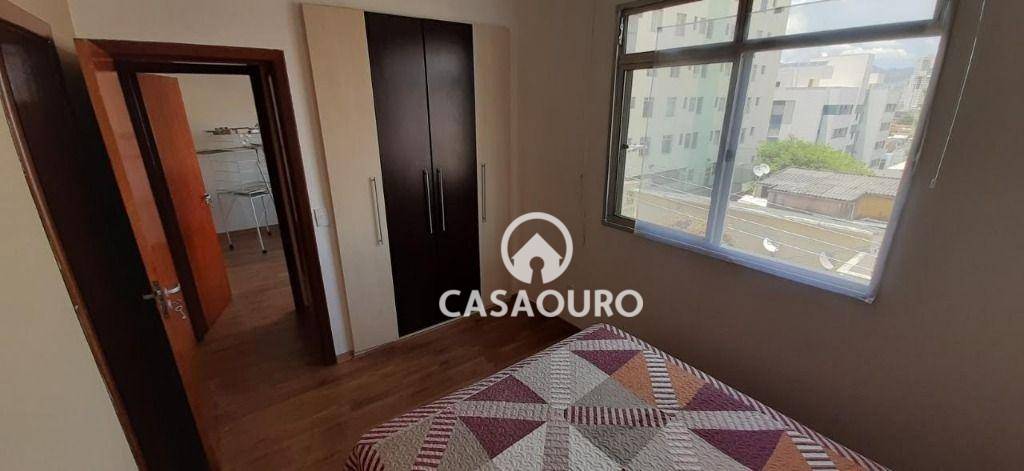 Apartamento à venda com 4 quartos, 140m² - Foto 9