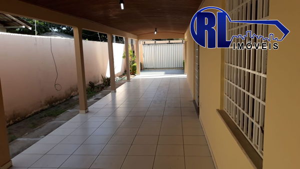 Casa à venda com 3 quartos, 222m² - Foto 17