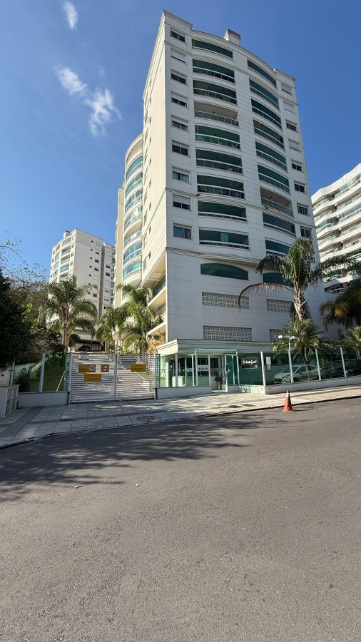 Apartamento à venda com 3 quartos, 77m² - Foto 4