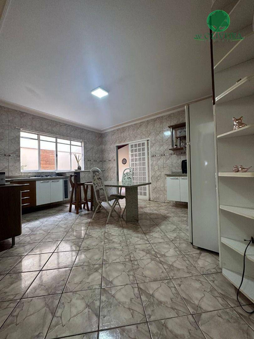 Sobrado à venda com 3 quartos, 186m² - Foto 6