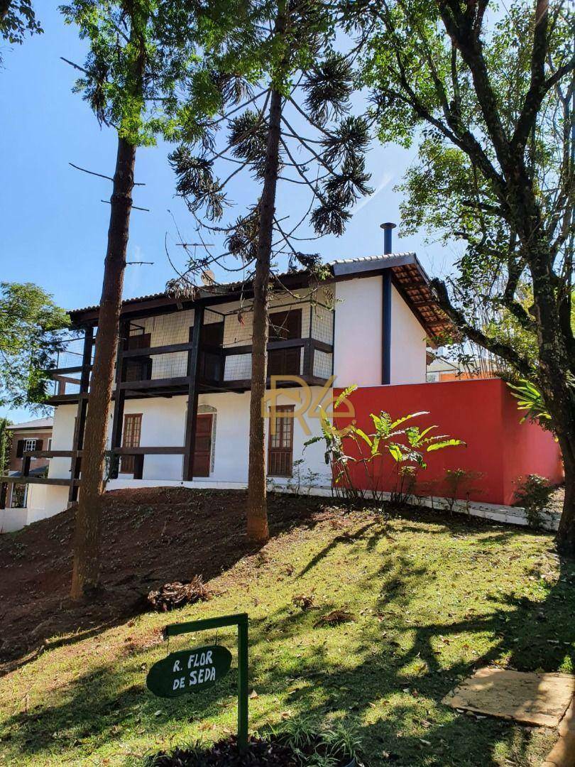 Casa de Condomínio à venda e aluguel com 4 quartos, 270m² - Foto 1