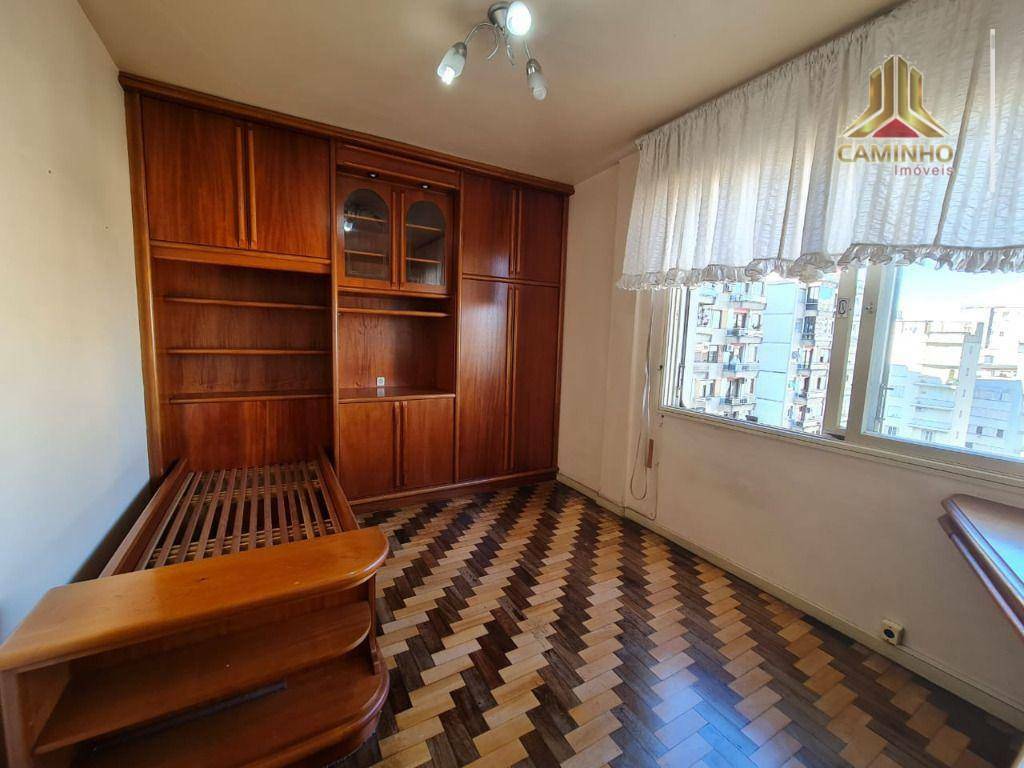 Apartamento à venda com 3 quartos, 121m² - Foto 11