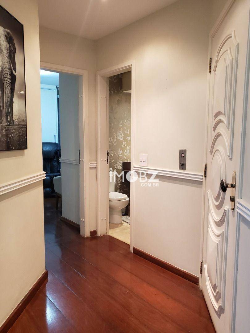 Apartamento à venda com 3 quartos, 232m² - Foto 8