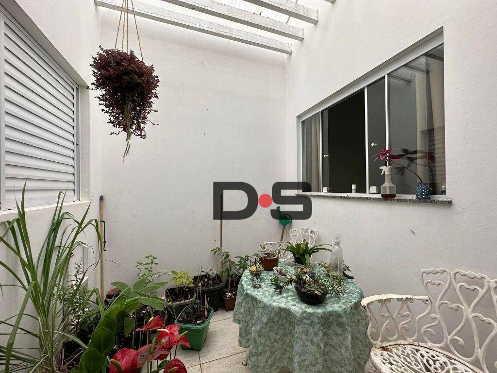 Casa à venda com 4 quartos, 150m² - Foto 9