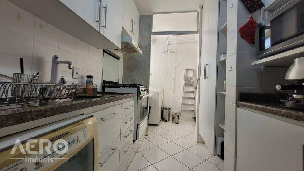 Apartamento à venda com 3 quartos, 66m² - Foto 12