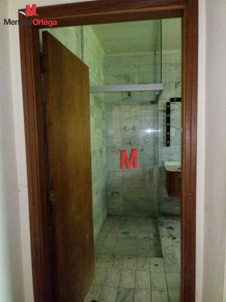 Chácara à venda com 6 quartos, 683m² - Foto 4