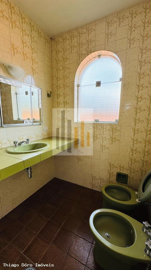 Casa à venda com 4 quartos, 840m² - Foto 14