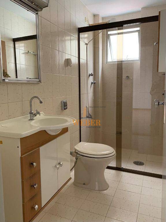 Apartamento à venda com 2 quartos, 72m² - Foto 8