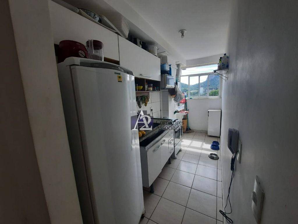 Apartamento à venda com 3 quartos, 65m² - Foto 8