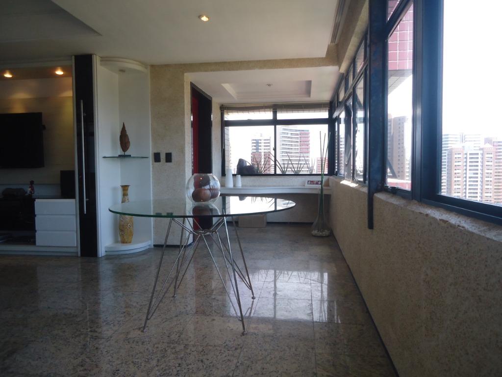 Apartamento à venda com 3 quartos, 177m² - Foto 3