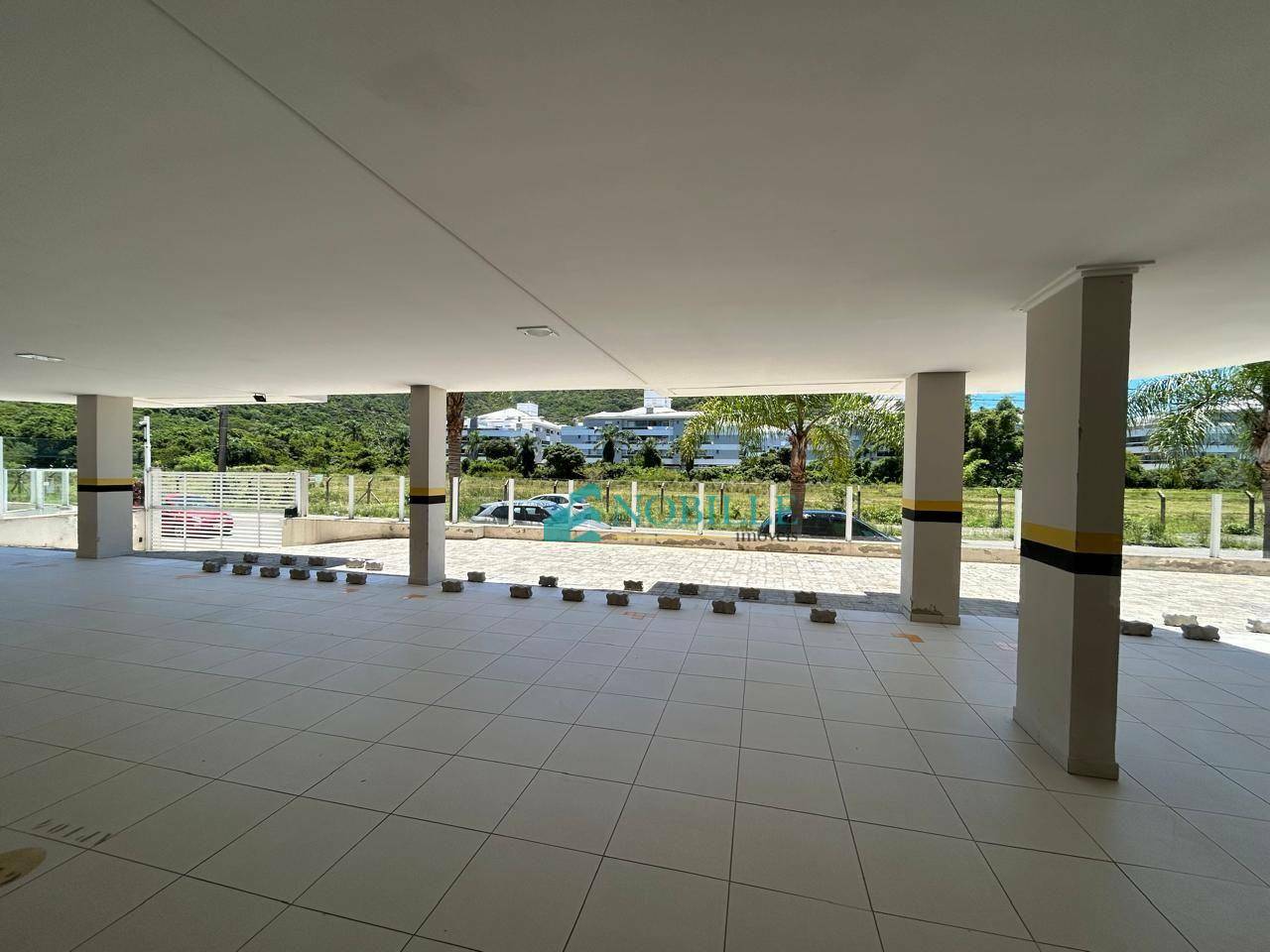 Apartamento para alugar com 2 quartos, 70m² - Foto 20