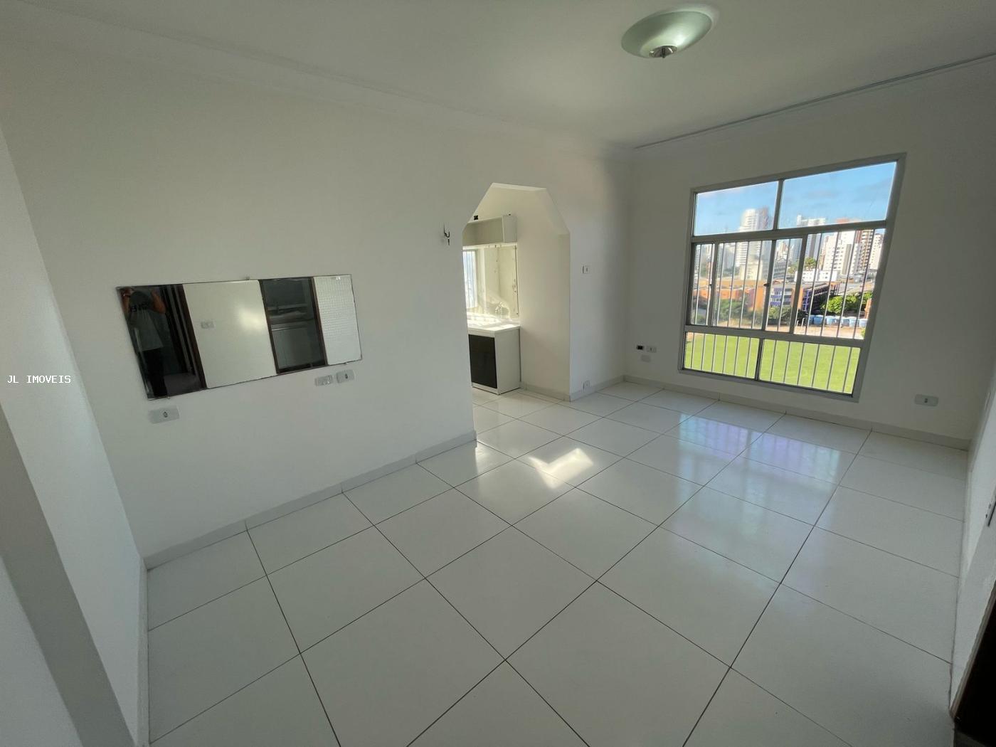 Apartamento para alugar com 3 quartos, 150m² - Foto 8